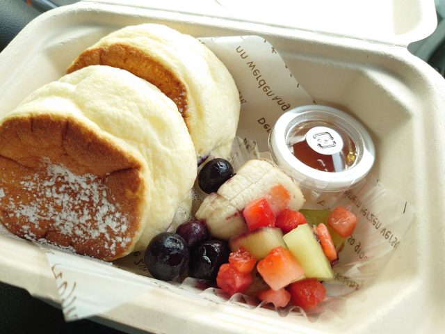 パンケーキ専門店　ＭＩＮＯＵ（ミヌ）国分府中町３−２　