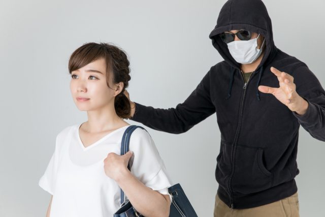 一人暮しの女性の防犯対策　～「ただいま」発声編～