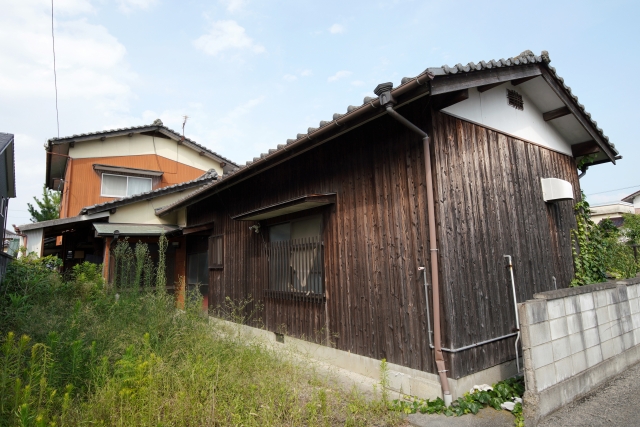 空き家を持った時の選択肢は４つ！～相続で空き家を持った場合～